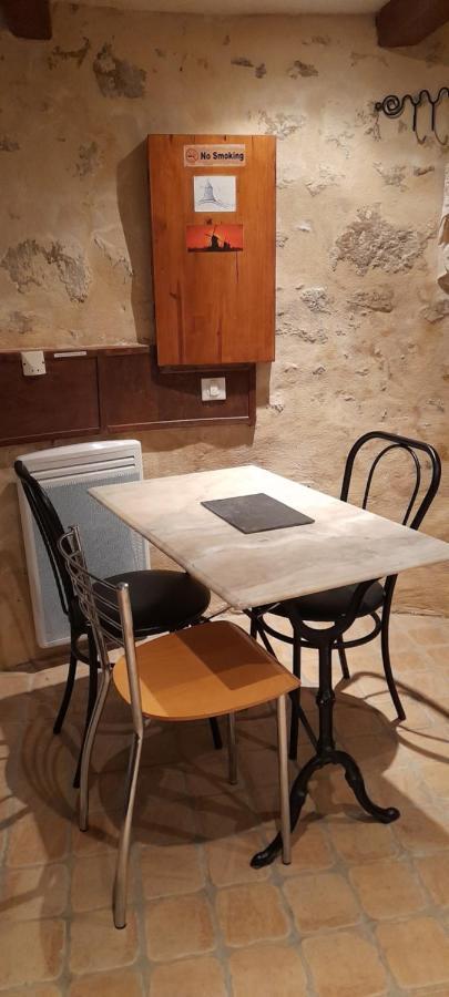 Villa Moulin à vent le champ du trail à Saint-Cyr-des-Gats Extérieur photo